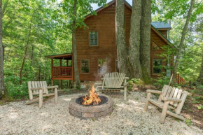 Misty Mountain Escape Secluded and cozy hot tub, deck, game room, and everything you need to relax